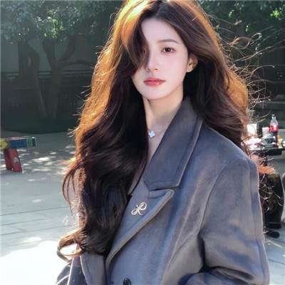女孩罗塞玛莉